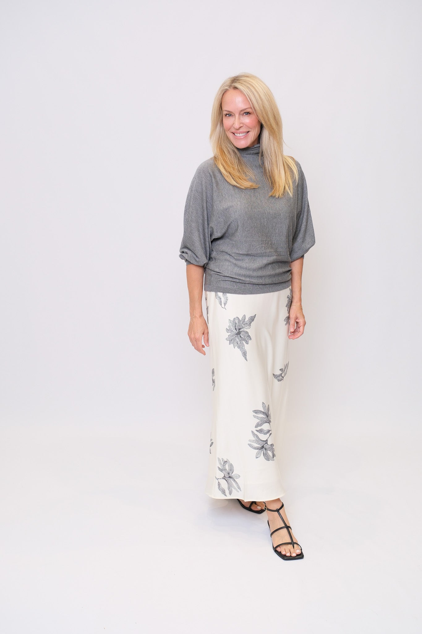 Maggali Sweater