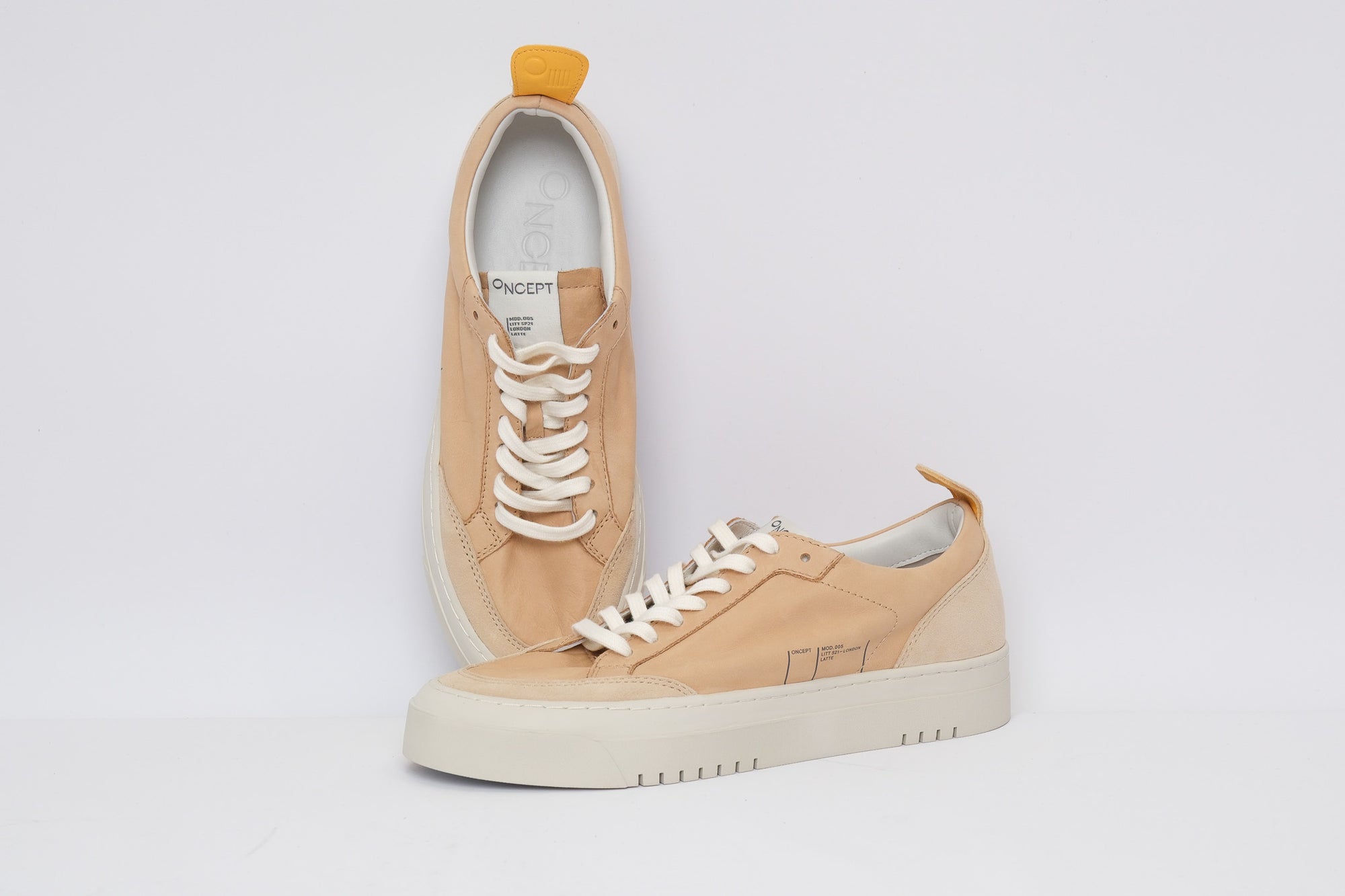 London Sneakers in Latte