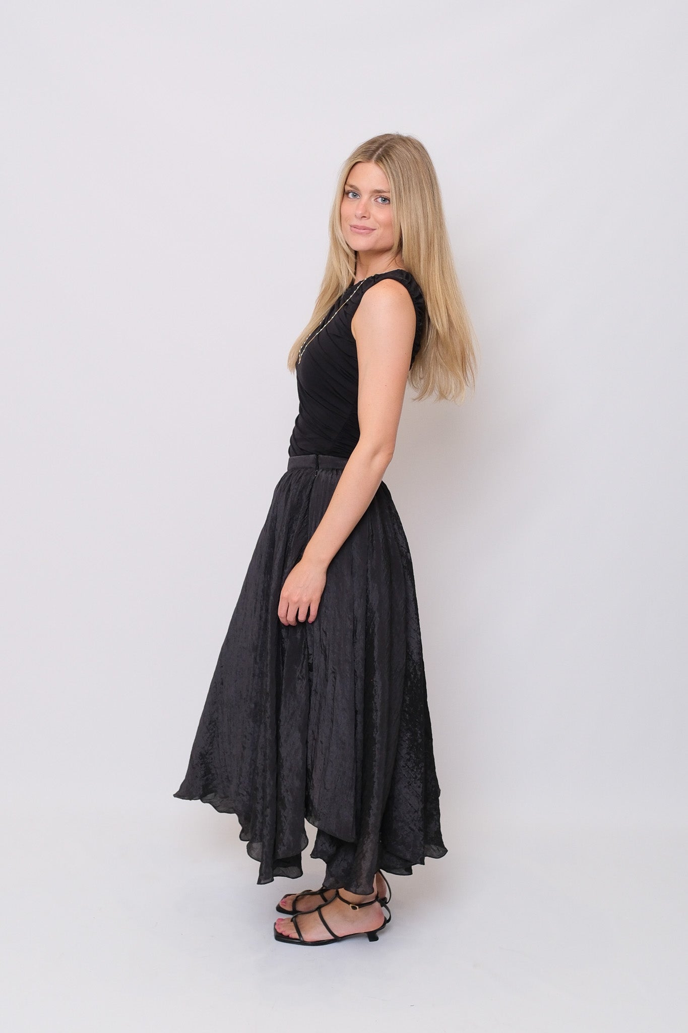 Evie Skirt