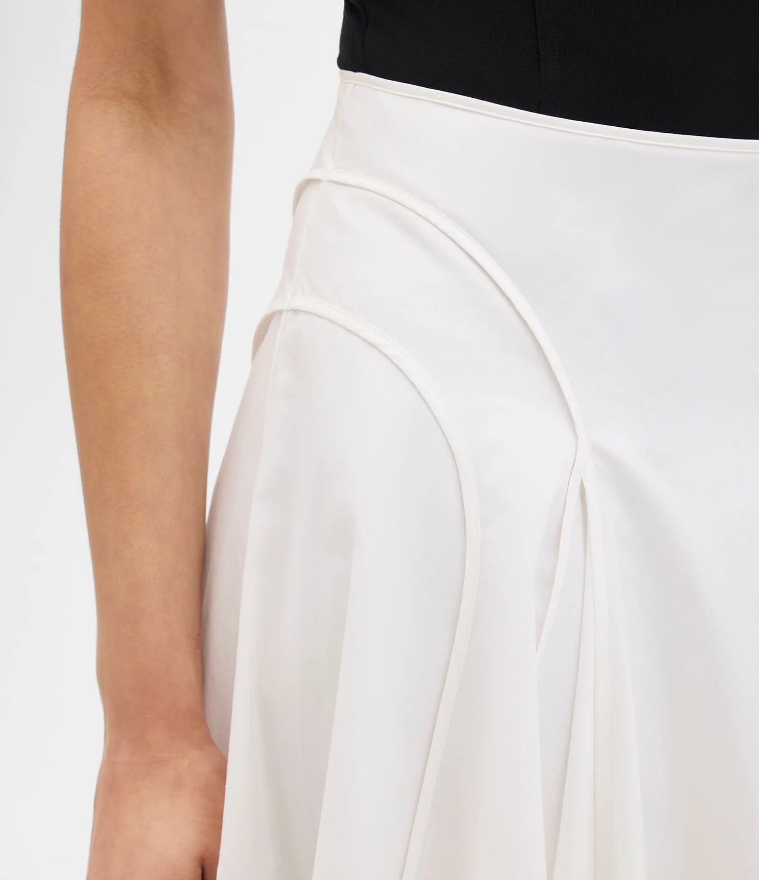 Seamed Full Skirt