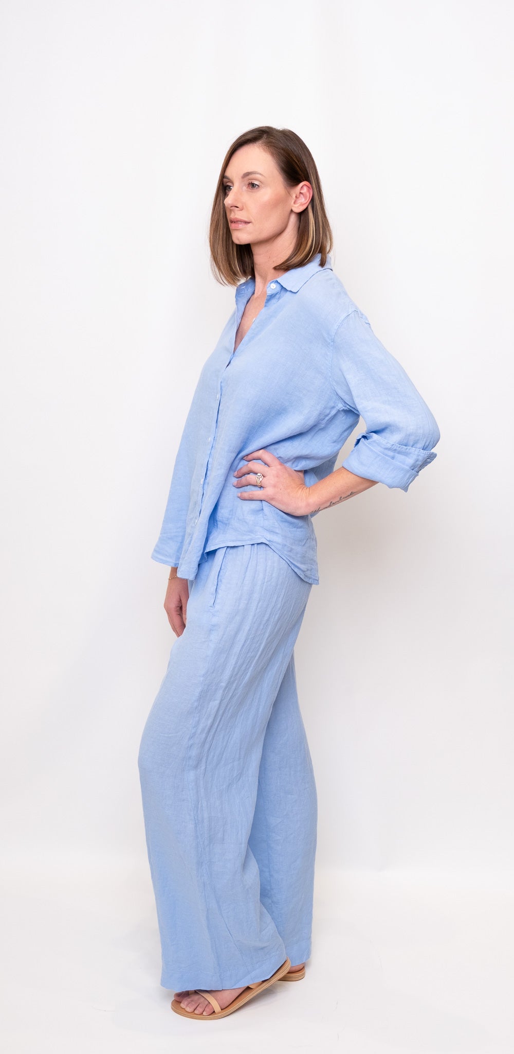 Velvet by Graham &amp; Spencer Sisi Woven Linen Button Up Shirt